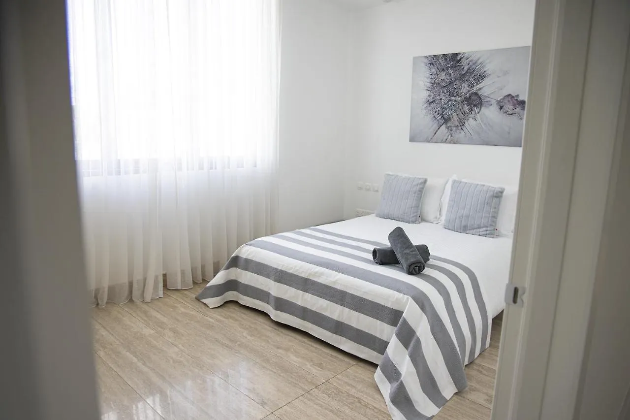 Salt Lake Deluxe Villa Larnaca 0*,